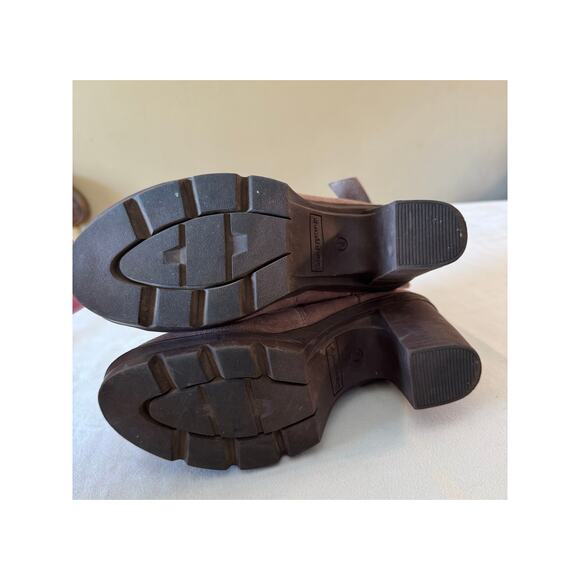 Bearpaw Women Boot Heels Cow Taupe Suede Size 6.5 Ankle Booties 3 in Heel - Picture 11 of 13